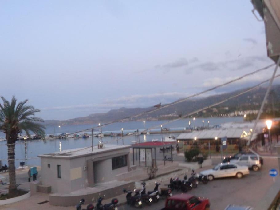 סיטייה Seashell Apartment Sea View, Castle View 200Metres From The Beach מראה חיצוני תמונה