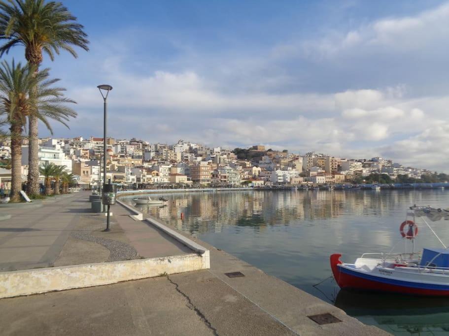 סיטייה Seashell Apartment Sea View, Castle View 200Metres From The Beach מראה חיצוני תמונה